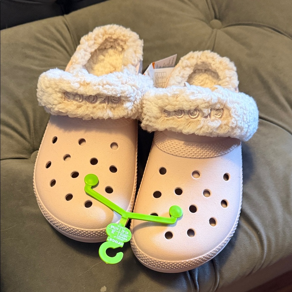 CROCS Light Pink with Sherpa